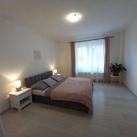 Spi V Kuklenach 1 Apartment Hradec Králové Exterior foto